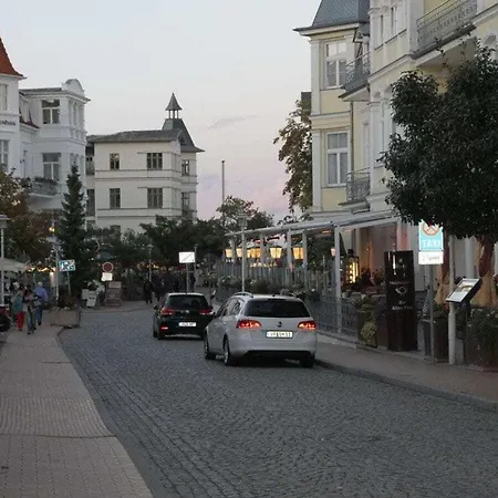 New Ernst 1 Nyaraló *